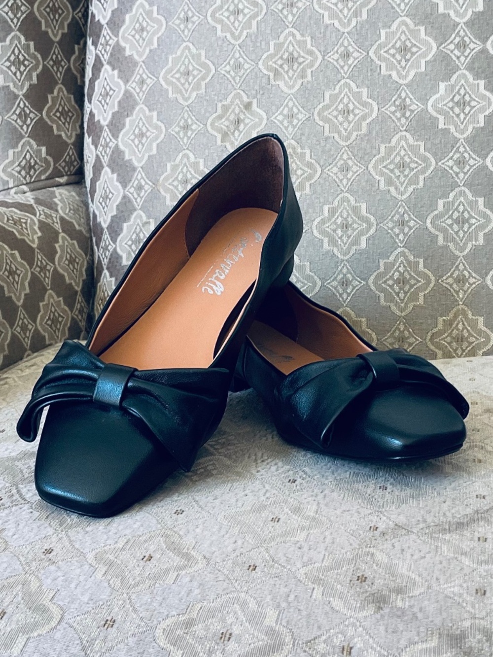 L'Intervalle Black Leather Square Toe Bow Flats - Size EU 40 (9-9.5) NEW